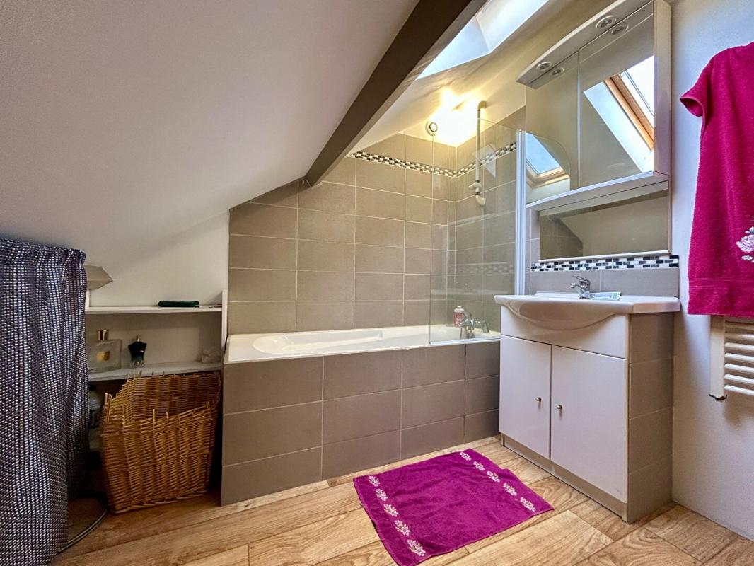 LA MONTAGNE Maison familiale de 132M2 avec jardin sans vis-à-vis 7