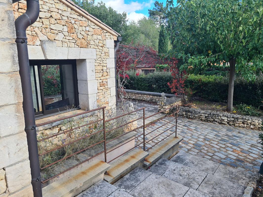 ROUSSILLON Villa 3 chambres avec jardin à Roussillon en Luberon 3