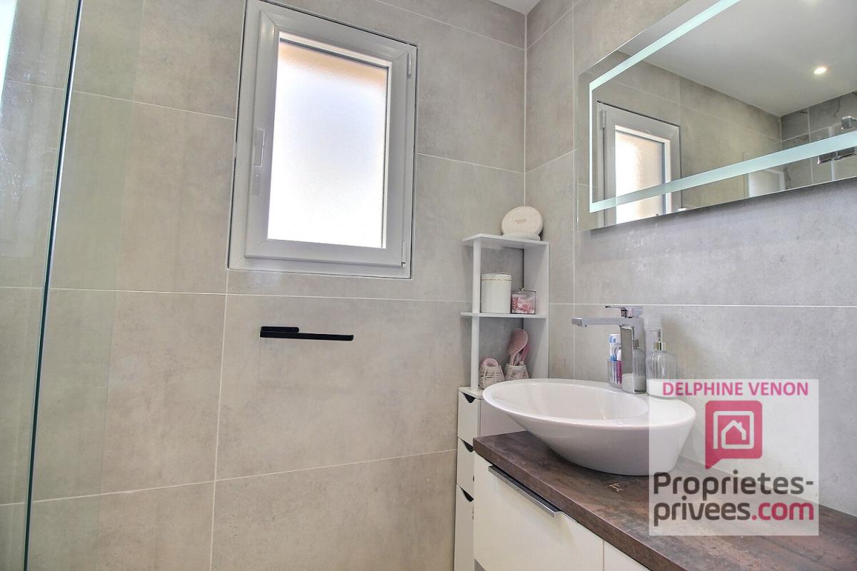 CHATEAUNEUF-SUR-LOIRE Exclusivité - Maison  contemporaine  classe énergie A avec de belles prestations à Chateauneuf Sur Loire 9