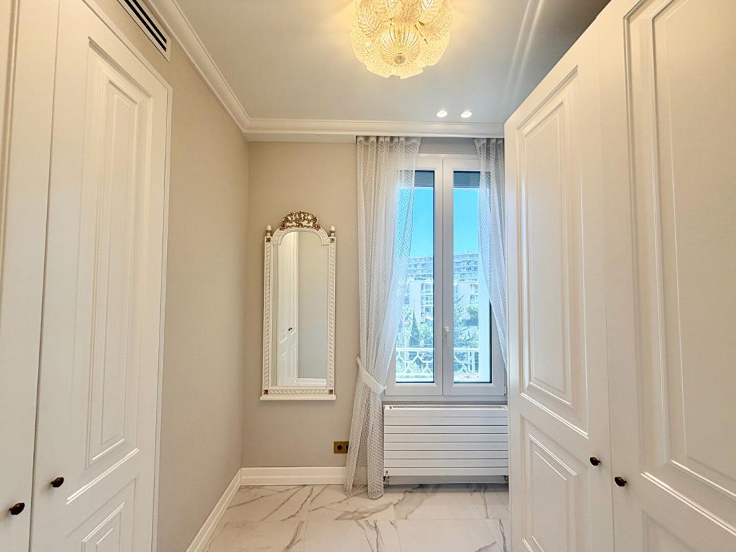 CANNES Cannes Croisette Appartement 5 pièces 124 m2 15