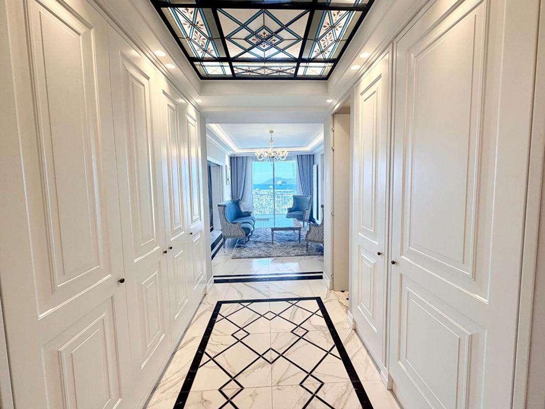 CANNES Cannes Croisette Appartement 5 pièces 124 m2 2