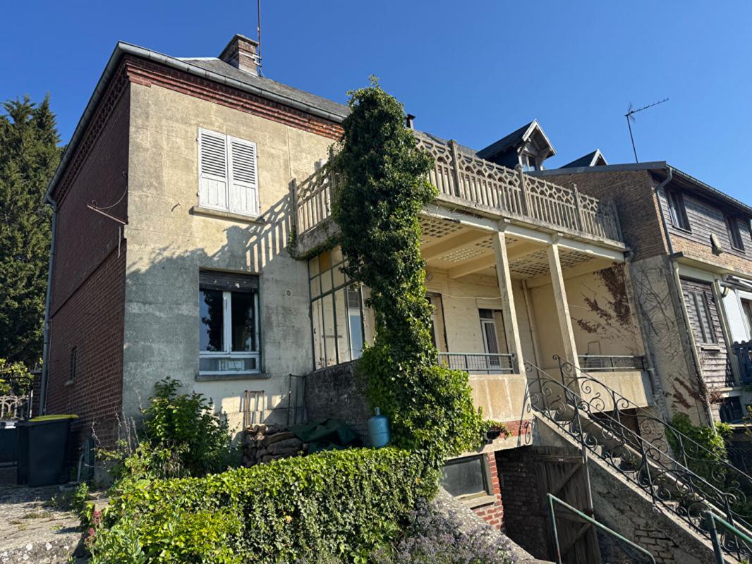 FERRIERES Maison de 1900, 91m2, 2 chambres , jardin , cave, à Ferrières (10mn d'AMIENS) ..... très gros potentiel 9