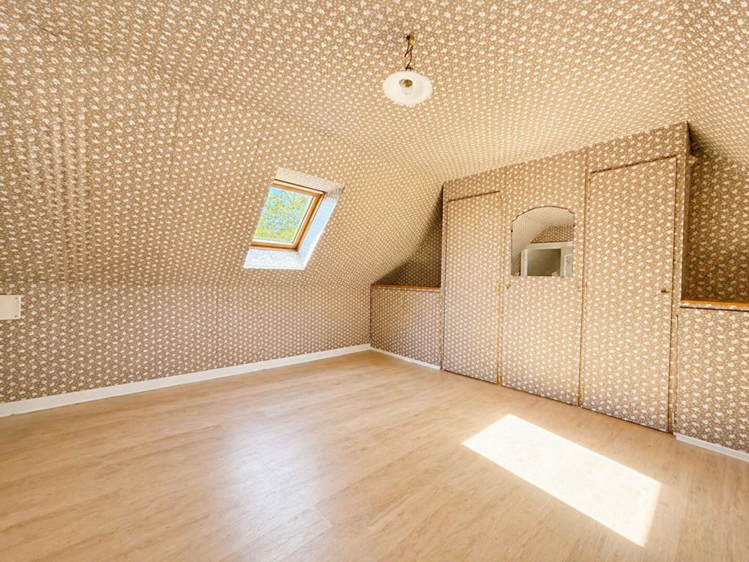 BELLEME Bellême centre à pied - Grande maison 7 chambres avec jardin de 1800 m², garage et fort potentiel 15