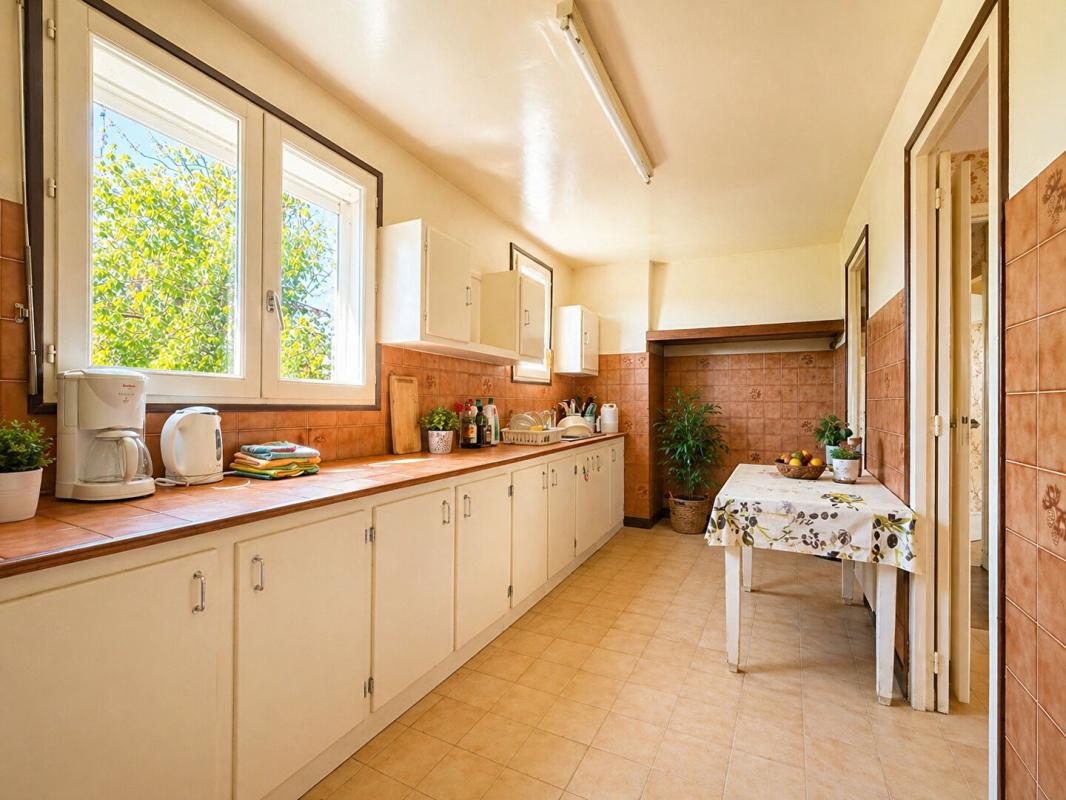 BELLEME Bellême centre à pied - Grande maison 7 chambres avec jardin de 1800 m², garage et fort potentiel 7