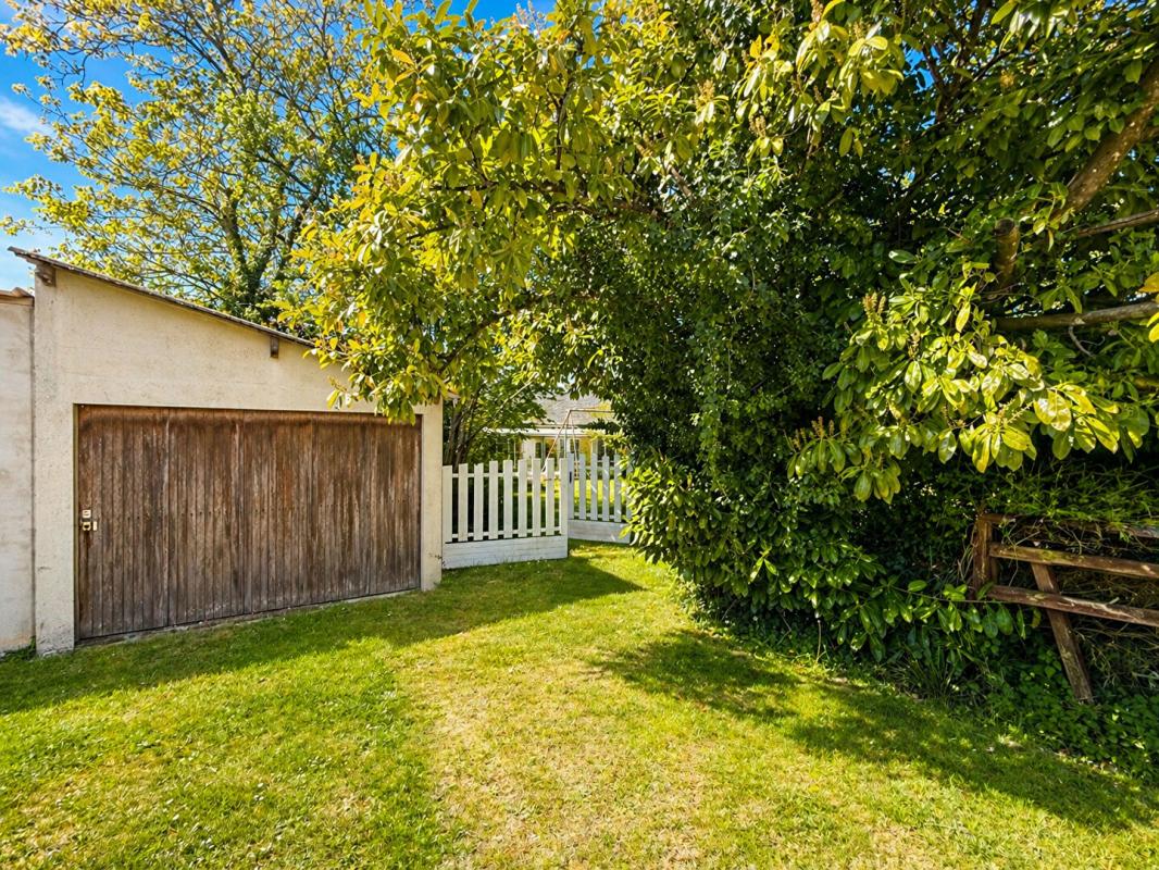 BELLEME Bellême centre à pied - Grande maison 7 chambres avec jardin de 1800 m², garage et fort potentiel 8