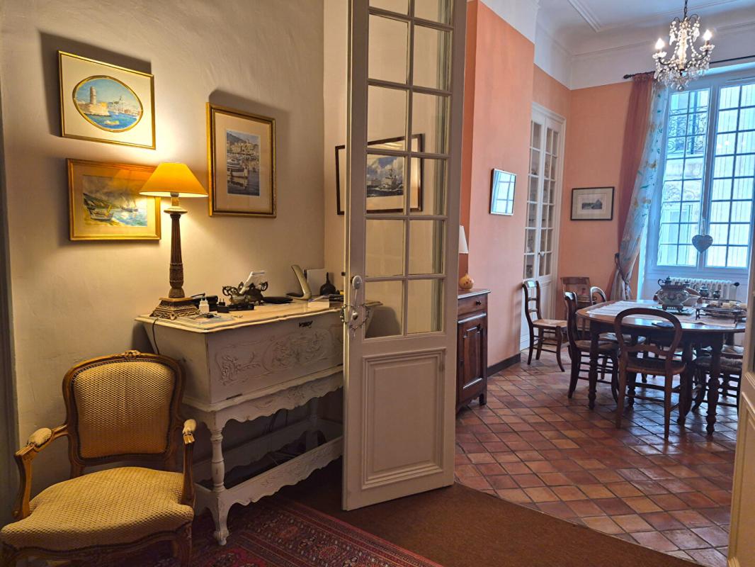 MARSEILLE-6E-ARRONDISSEMENT Appartement Marseille 13006  T6 161 m2 4