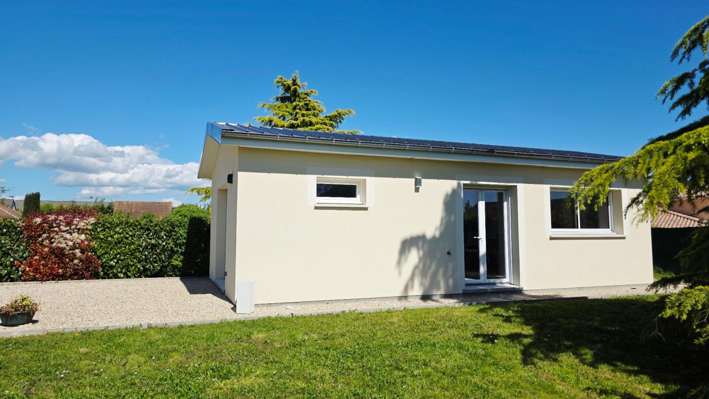 SAINT-DOULCHARD SAINT DOULCHARD MAISON 8 PIECES 6 CHAMBRES PISCINE GARAGE DÉPENDANCE 18