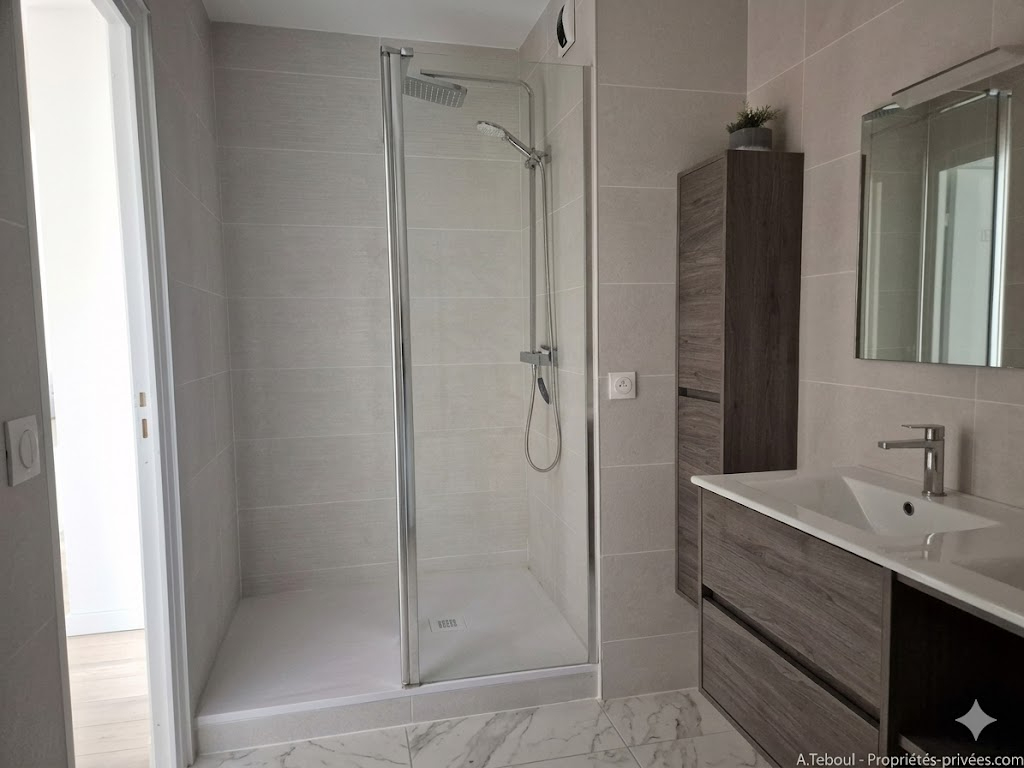 VILLEURBANNE GRATTE CIEL -  ELEGANT T4 DE 105M² - BALCON A VIVRE - RESIDENCE DE STANDING AVEC  GARAGE ET CAVE 6
