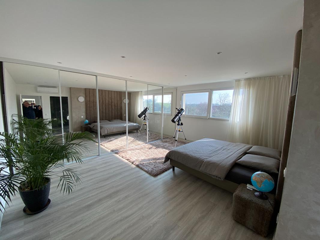 COULOMMIERS Bien d'exception éco-performant - DPE A/A 11