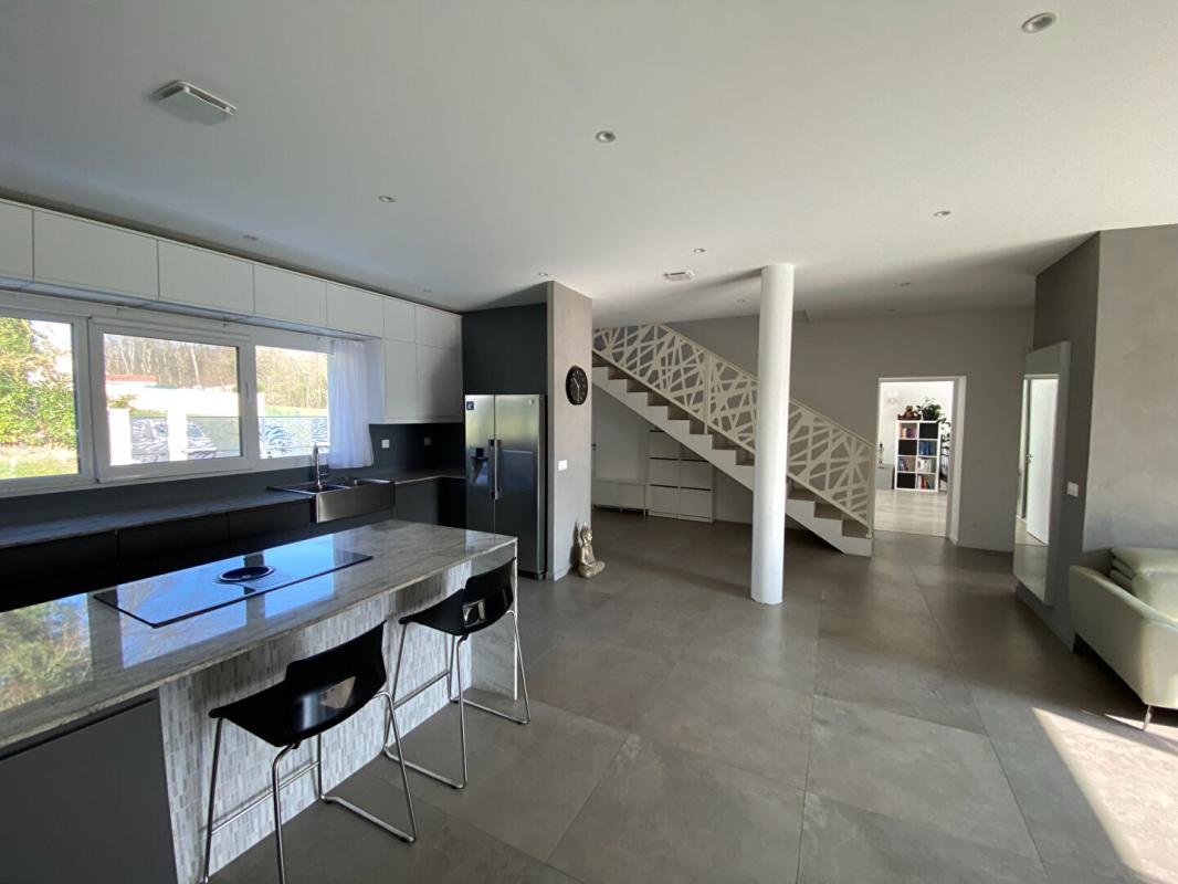 COULOMMIERS Bien d'exception éco-performant - DPE A/A 8