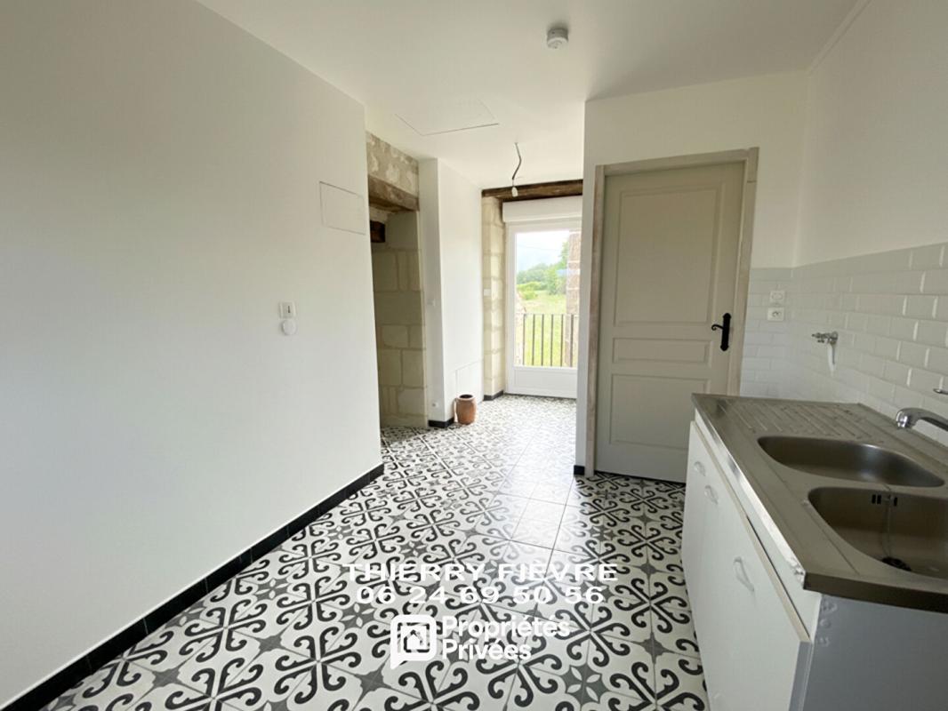 GLENOUZE À vendre 86200 Glénouze Maison de 10 pièces 312 m2 avec gîte indépendant, dépendance, terrain, bois et caves 12