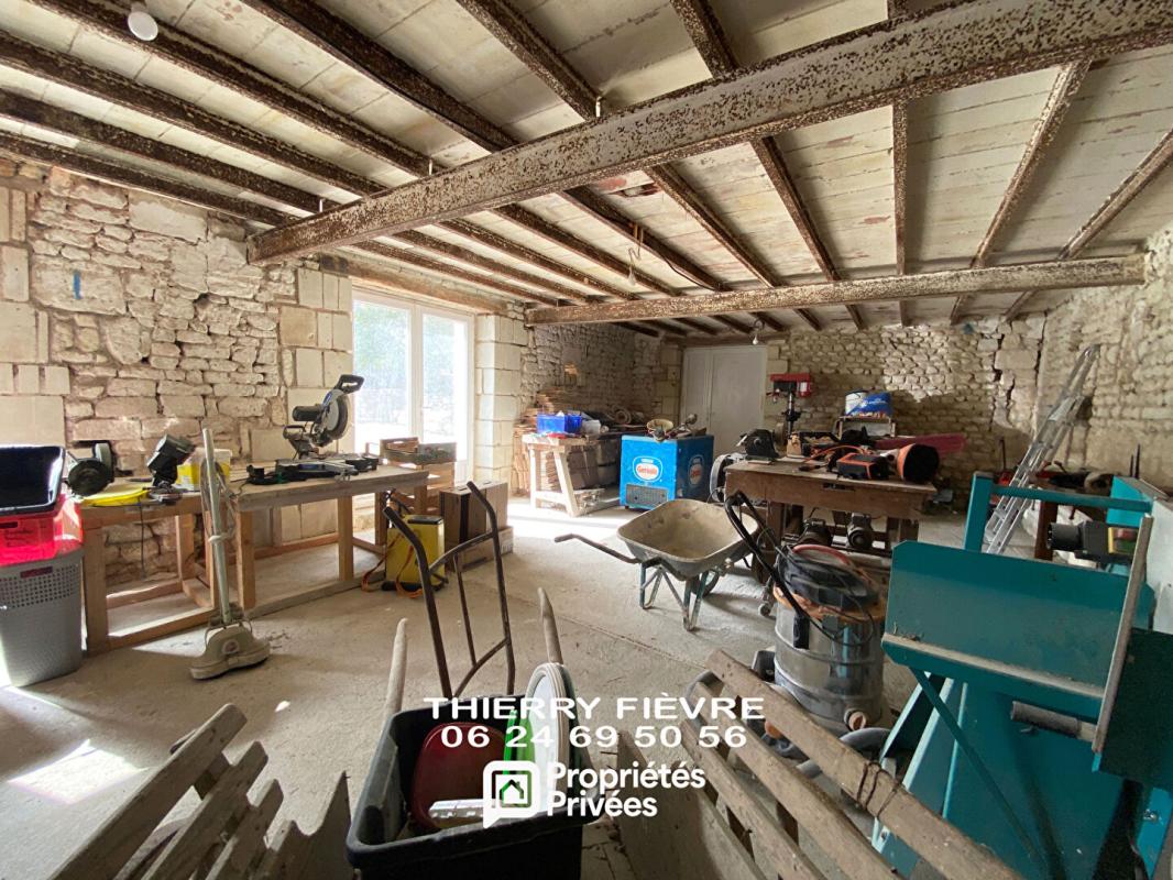 GLENOUZE À vendre 86200 Glénouze Maison de 10 pièces 312 m2 avec gîte indépendant, dépendance, terrain, bois et caves 15