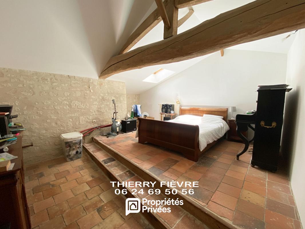 GLENOUZE À vendre 86200 Glénouze Maison de 10 pièces 312 m2 avec gîte indépendant, dépendance, terrain, bois et caves 9