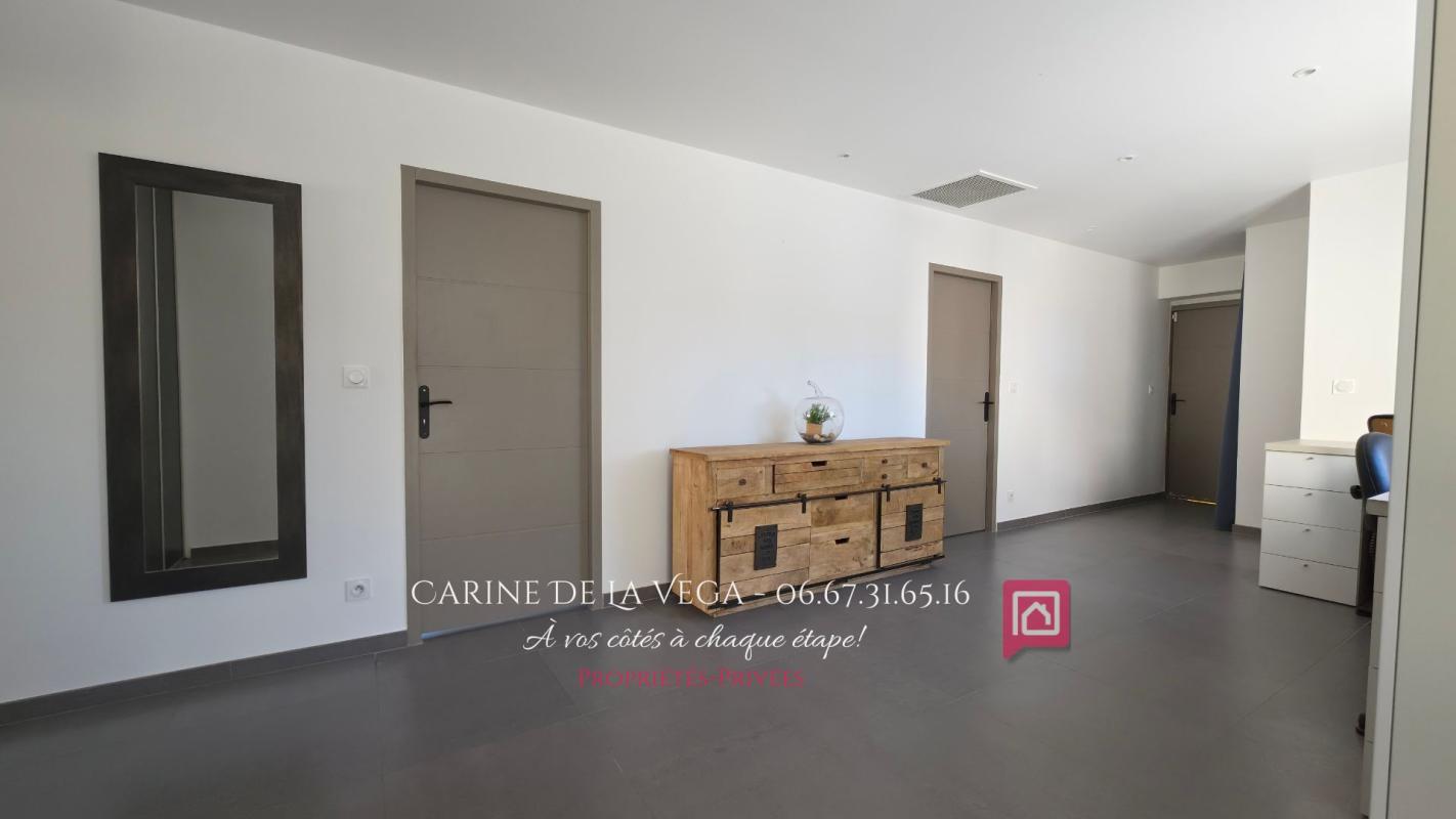 TOURBES Villa contemporaine plain-pied de 127m² avec piscine à deux pas de Pézenas 8