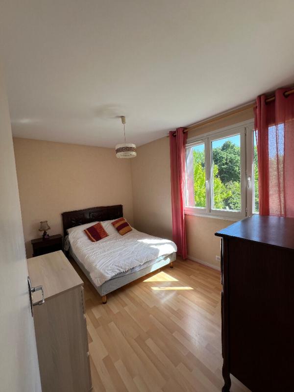 GUILHERAND-GRANGES Appartement Guilherand Granges 5 pièce(s) 93 m2, garage, cave 7