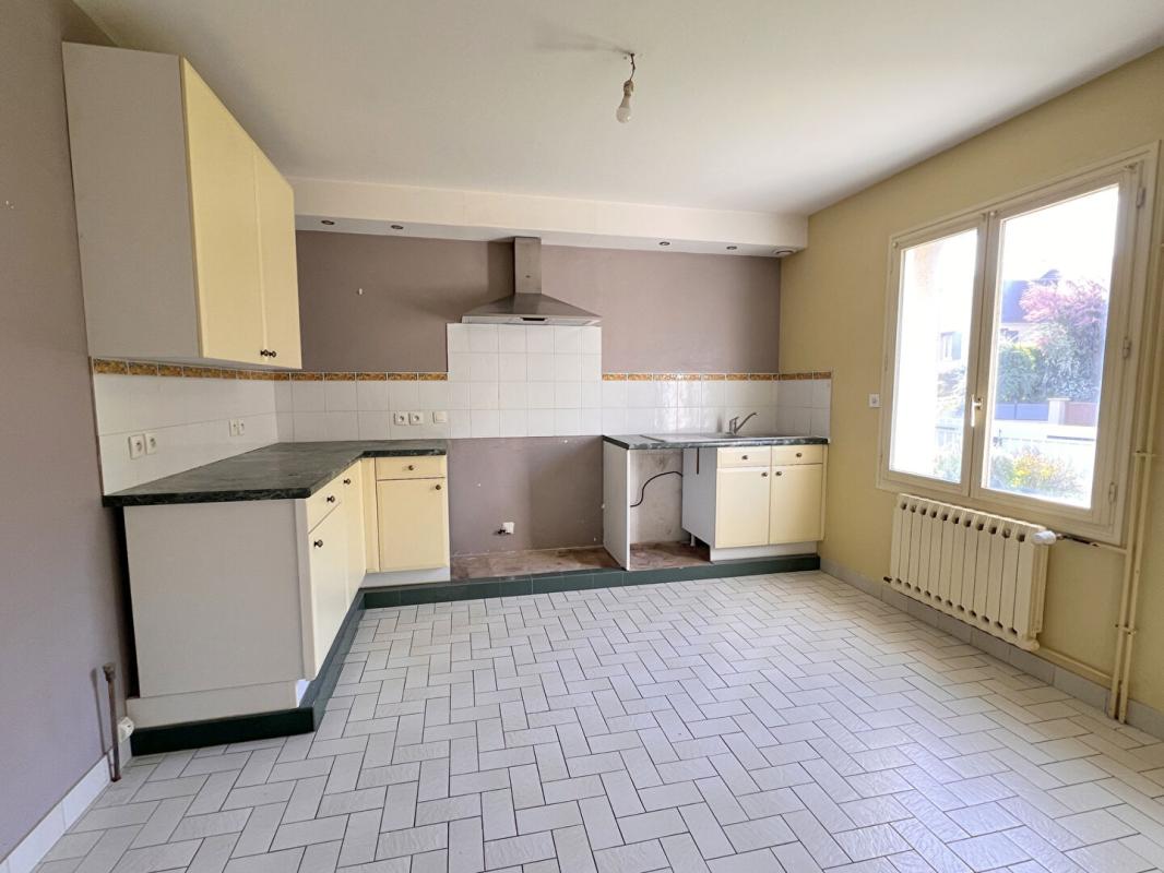 LE MANS Maison - Le Mans - Gazonfier - 7 pièce(s) - 164 m² 10