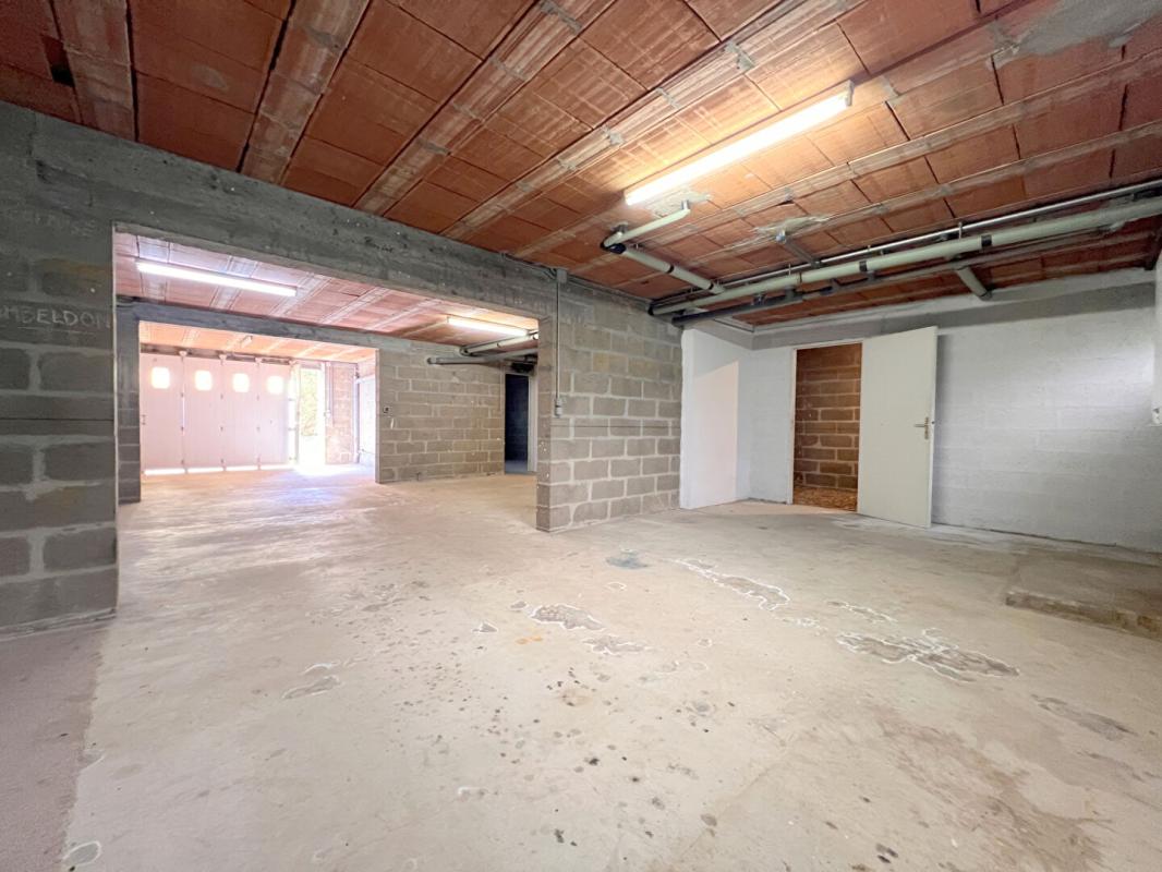 LE MANS Maison - Le Mans - Gazonfier - 7 pièce(s) - 164 m² 16