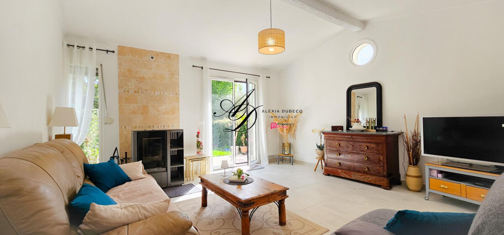 CHAMPS-SUR-MARNE Maison 112 m2 Champs-Sur-Marne proche transports et commodités 1