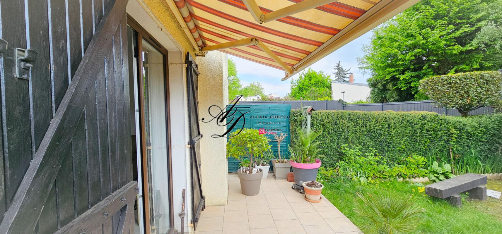 CHAMPS-SUR-MARNE Maison 112 m2 Champs-Sur-Marne proche transports et commodités 13