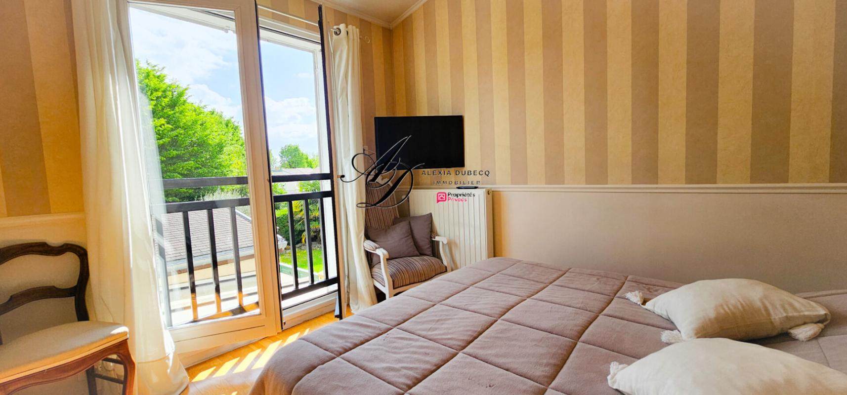 CHAMPS-SUR-MARNE Maison 112 m2 Champs-Sur-Marne proche transports et commodités 6