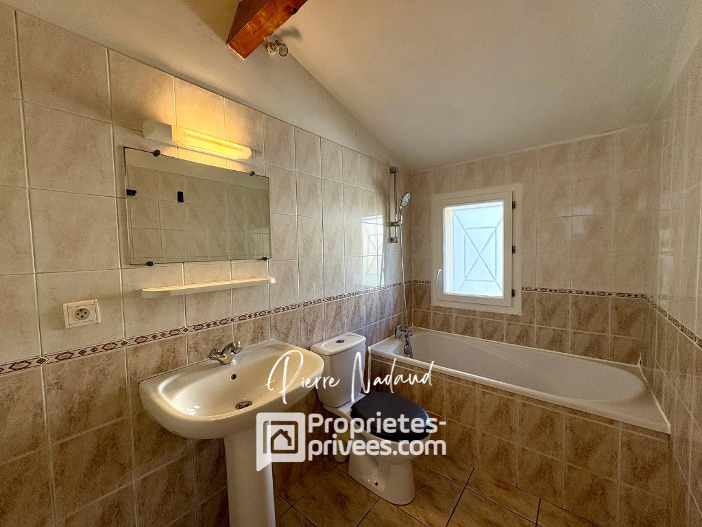 LIBOURNE Charmante maison secteur Montaudon 4 pièces 3 chambres et jardin 11