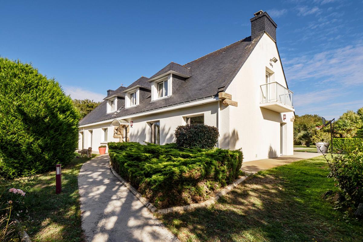 SAINT-ANDRE-DES-EAUX Spacieuse villa dans le domaine du golf de La Baule 16