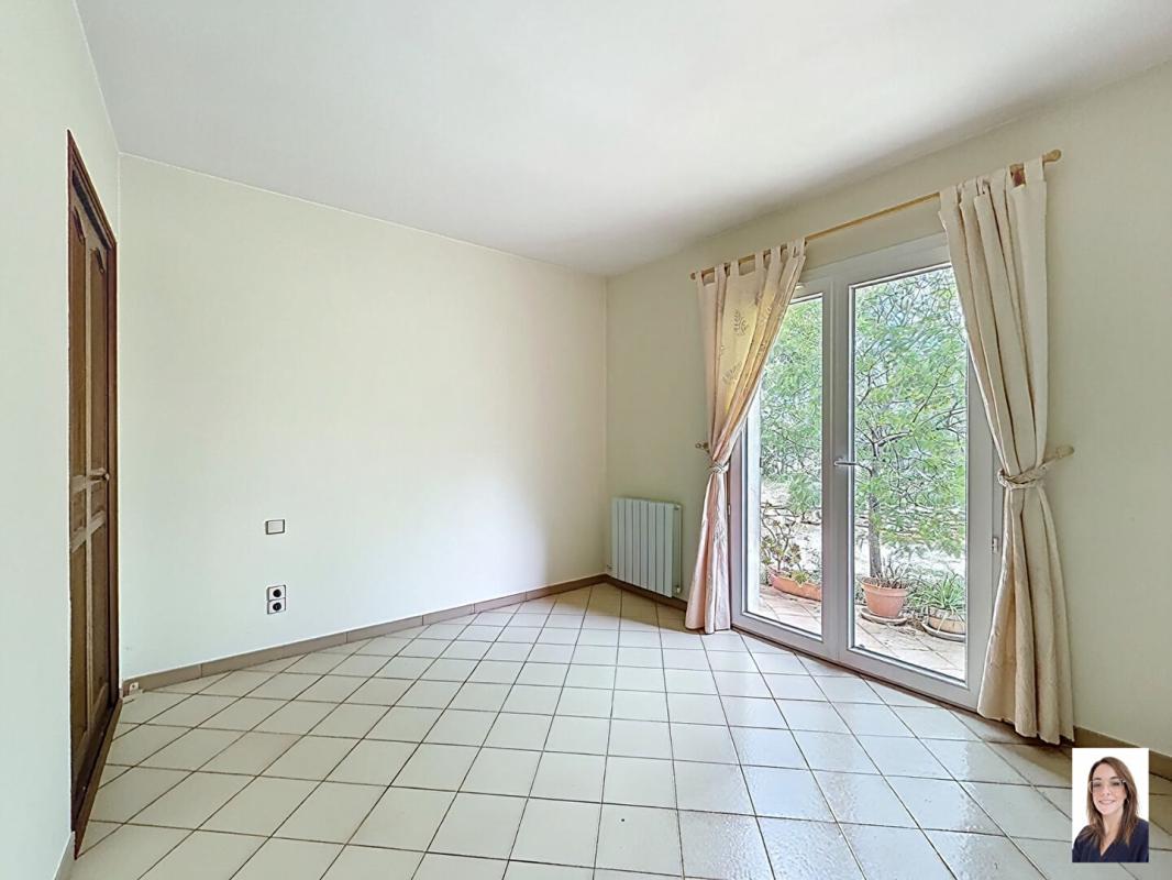 TOURVES Maison  5 pièce(s) 120 m2 3