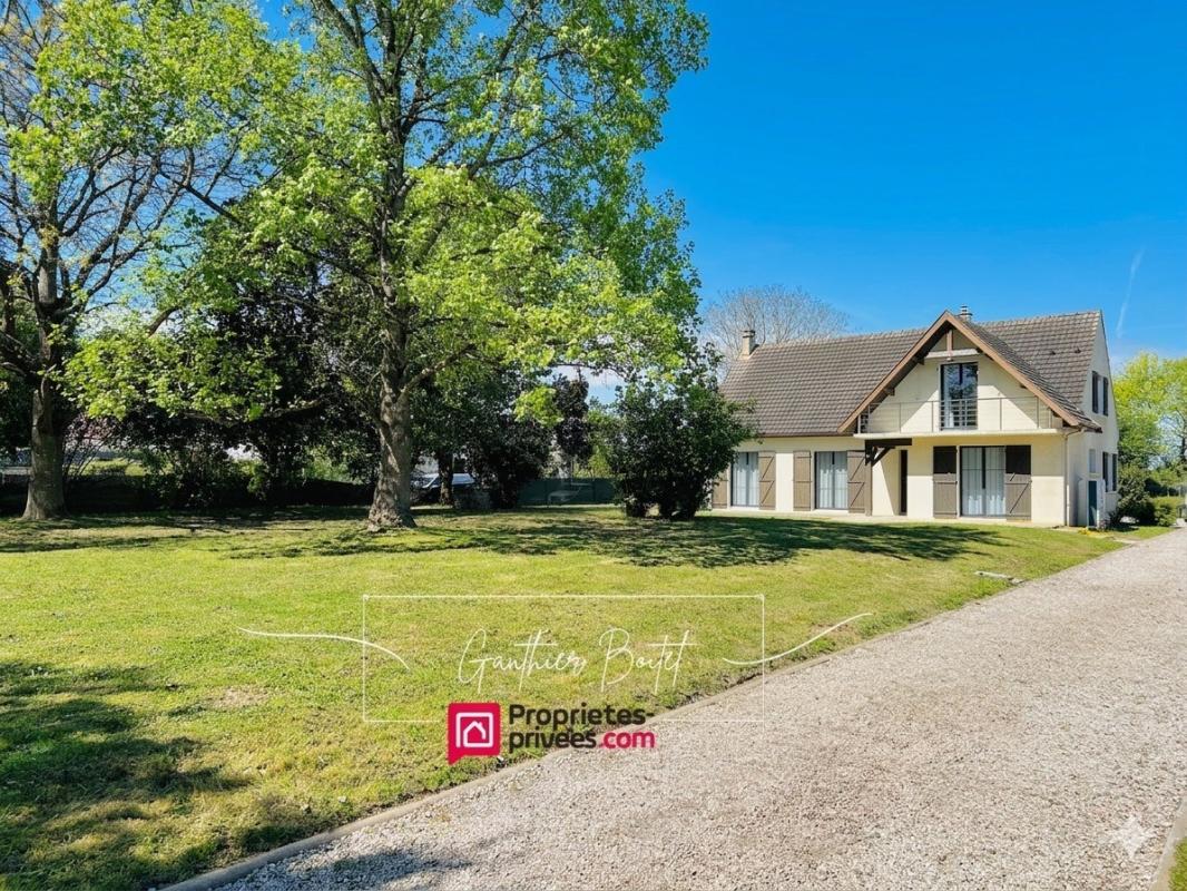 COULOMMIERS Maison Coulommiers 6 pièce(s) 153 m2 1