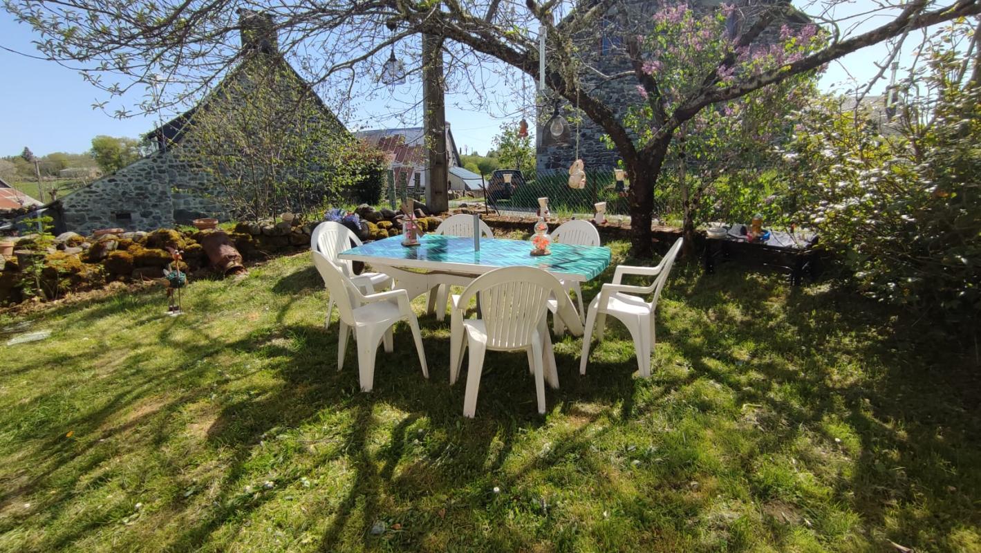 CROS Maison avec terrain commune de Cros 63810 2