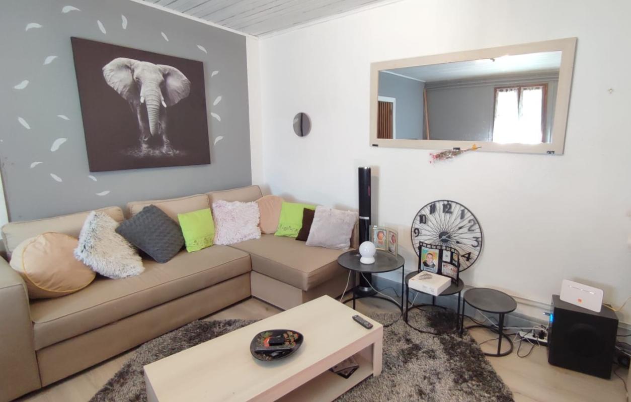 CROS Maison avec terrain commune de Cros 63810 5