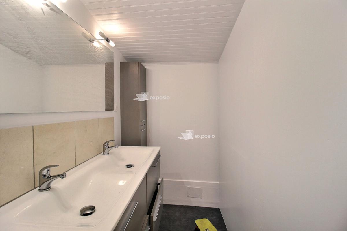 SAINT-LAURENT-DES-ARBRES Maison de village 4 pièces 119 m² 12