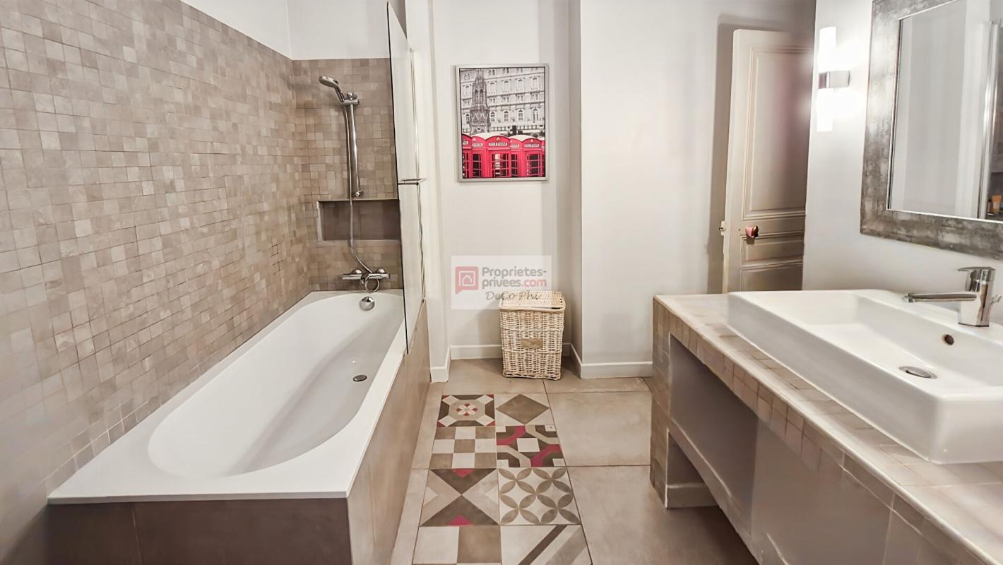 SURESNES Suresnes centre-ville bas  grande maison d'exception 12