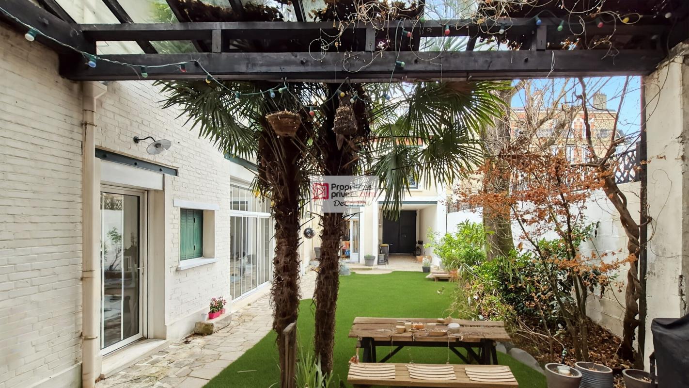 SURESNES Suresnes centre-ville bas  grande maison d'exception 17