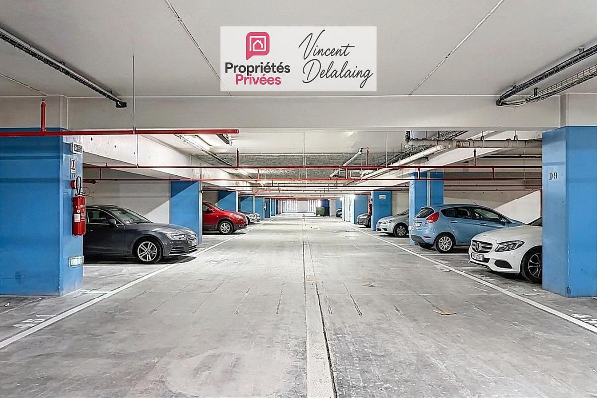 AIX-EN-PROVENCE Grand duplex au centre dans résidence de standing avec parking 10