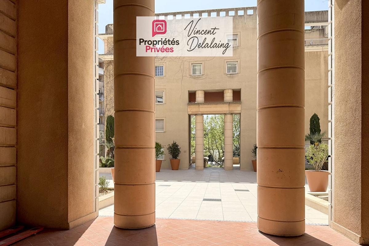 AIX-EN-PROVENCE Grand duplex au centre dans résidence de standing avec parking 11