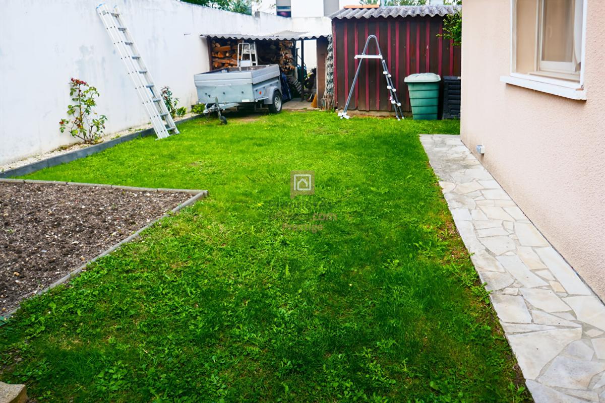 MERIGNAC Charmante Maison  familiale Soignée avec jardin paysager 7