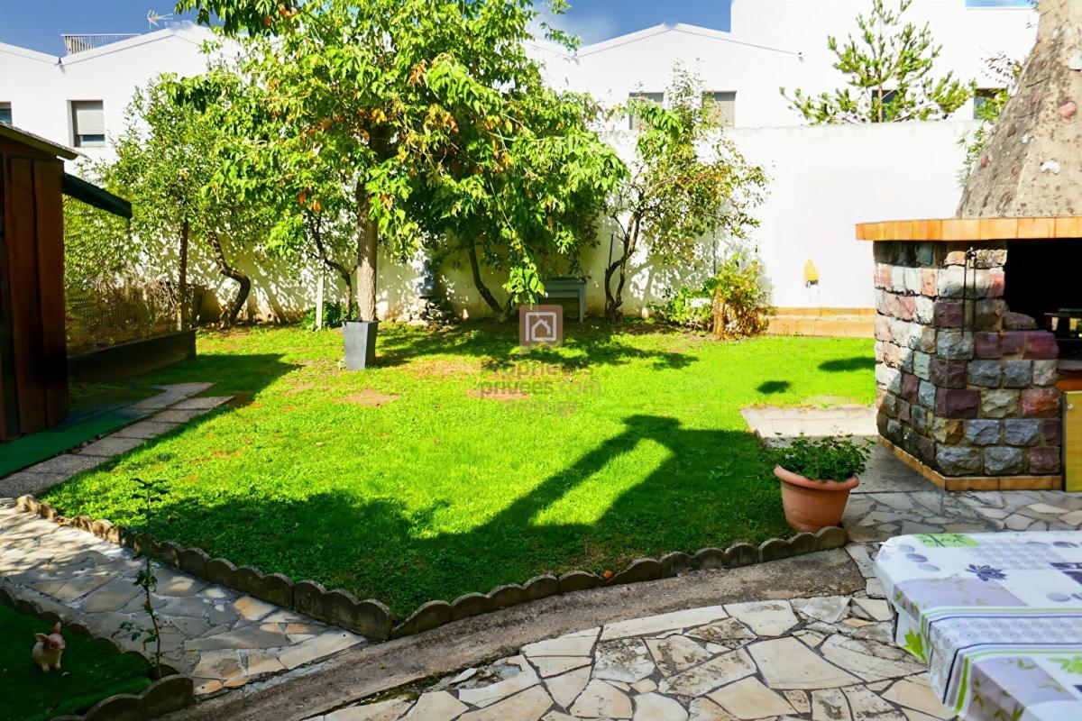 MERIGNAC Charmante Maison  familiale Soignée avec jardin paysager 8