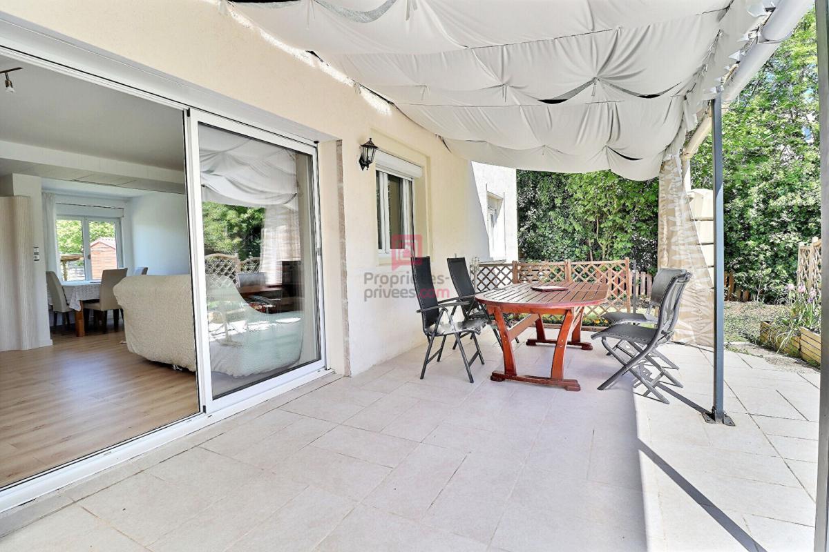 BRETIGNY-SUR-ORGE Maison  118.6 m² - plain pied - Brétigny-sur-Orge  - 5 chambres - Proche  gare 1