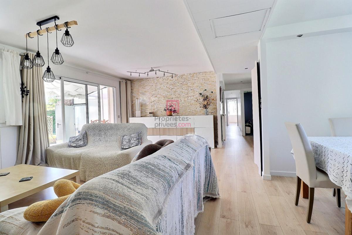 BRETIGNY-SUR-ORGE Maison  118.6 m² - plain pied - Brétigny-sur-Orge  - 5 chambres - Proche  gare 4