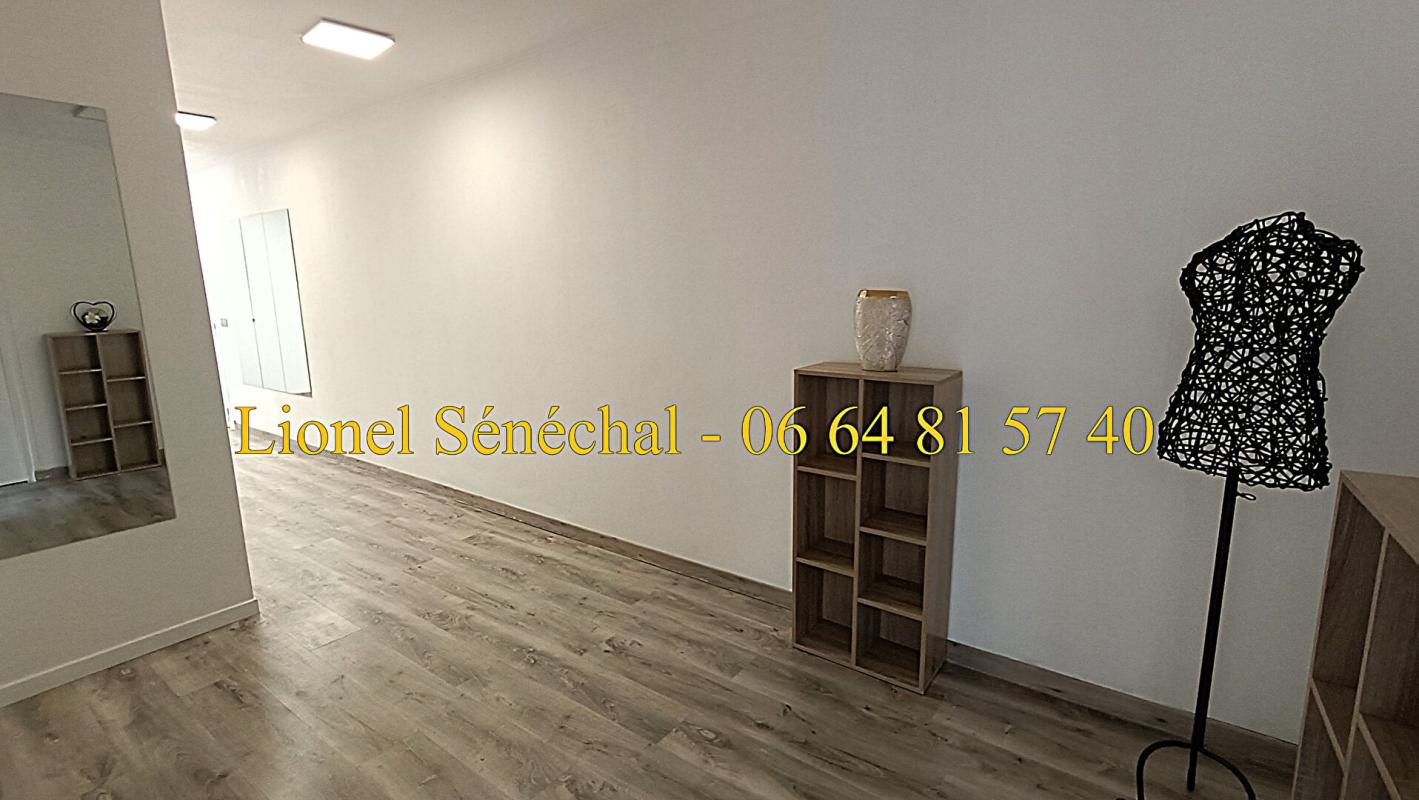 LE MANS Appartement rénové lumineux et peu énergivore de 3 pièces de 66 m2 à LE MANS quartier Hyper centre / République 7