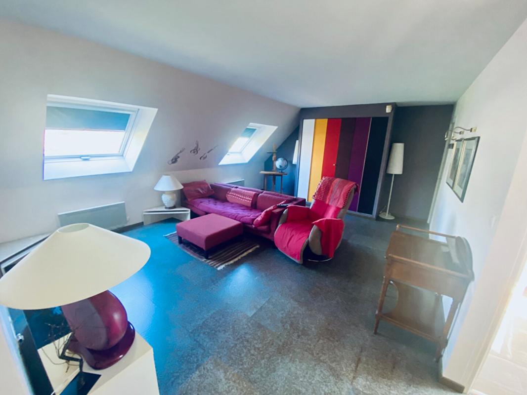 CROISSY-BEAUBOURG Maison Croissy-beaubourg 7 pièce(s) 13