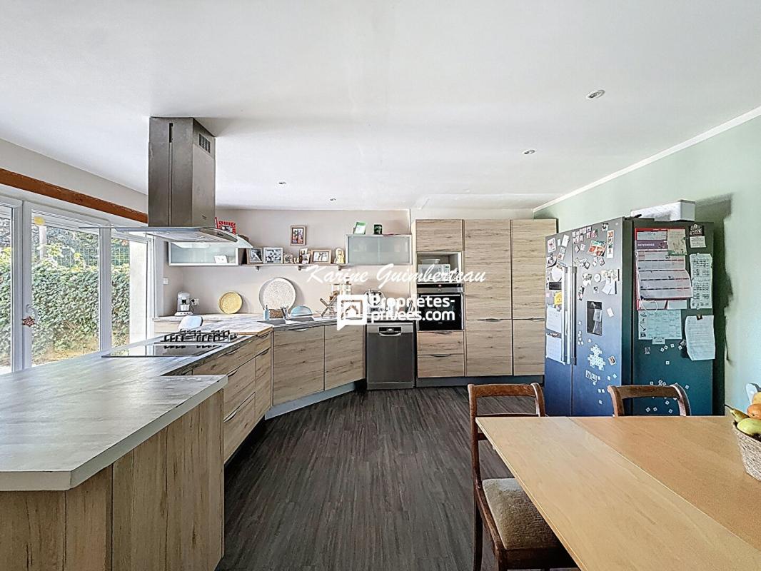 LIBOURNE Maison familiale avec jardin au calme- Proche Condat 6