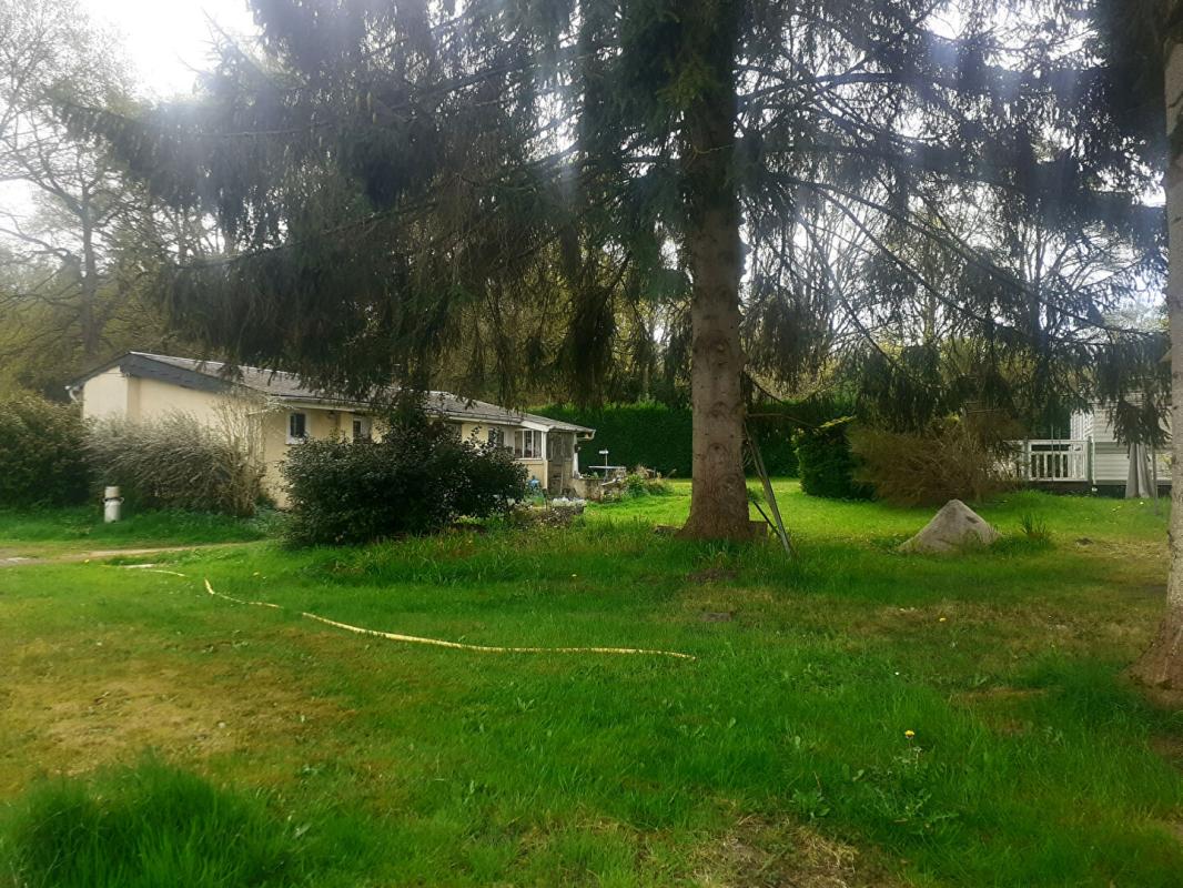 SENANTES Maison SENANTES avec 1943 m² de terrain 1