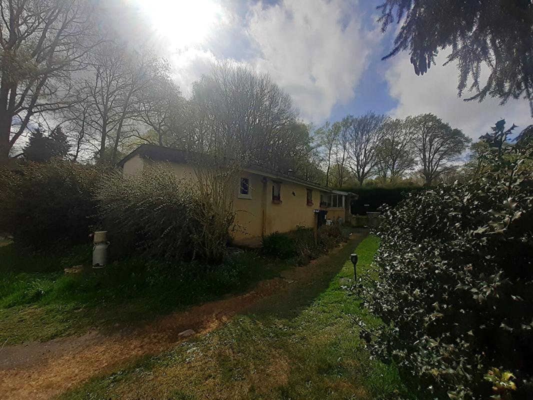 SENANTES Maison SENANTES avec 1943 m² de terrain 12