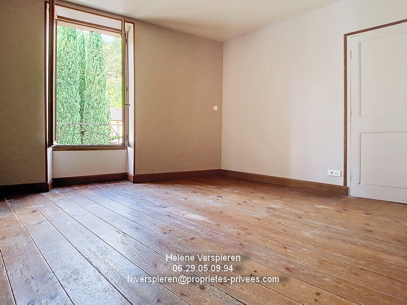 LE BUISSON-DE-CADOUIN Maison  8 pièce(s) 254 m2 avec  dépendance 13