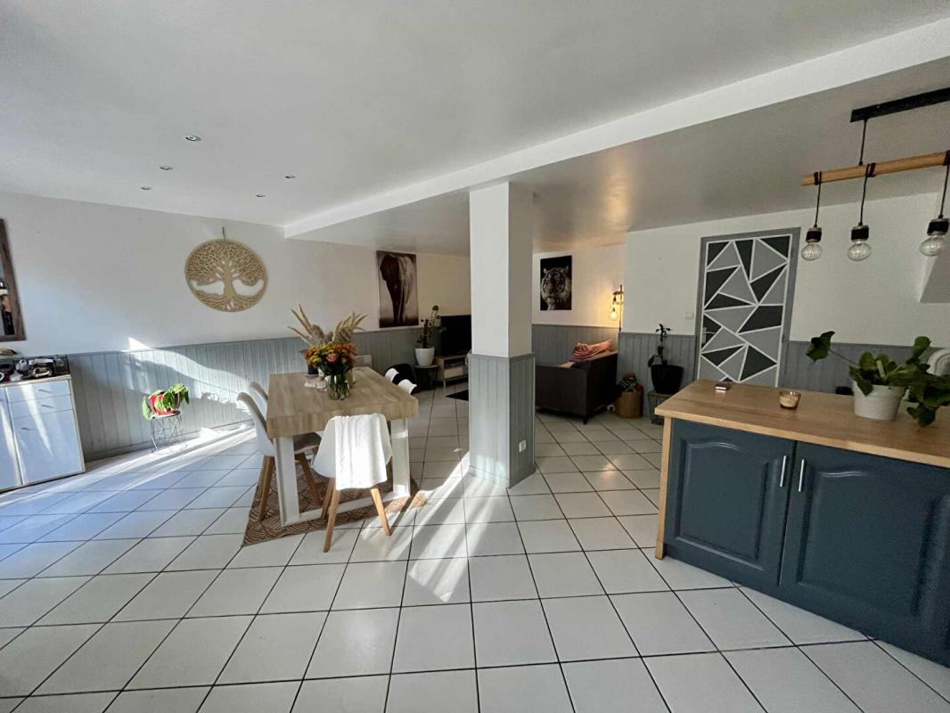 CHATEAU-L'EVEQUE Maison Château L'Evêque 130 m2 avec garage et jardin 5