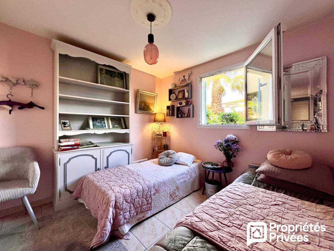 FREJUS Appartement 3 pièces avec jardin, résidence avec piscine, emplacement recherché 11