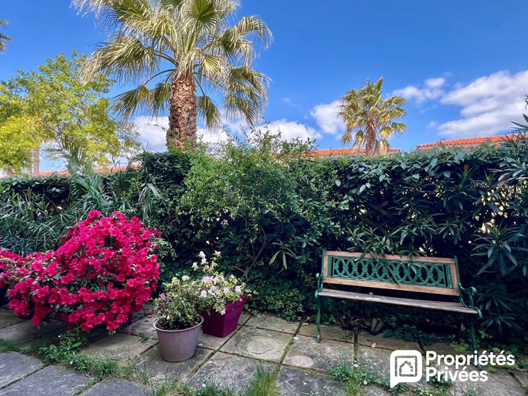 FREJUS Appartement 3 pièces avec jardin, résidence avec piscine, emplacement recherché 14