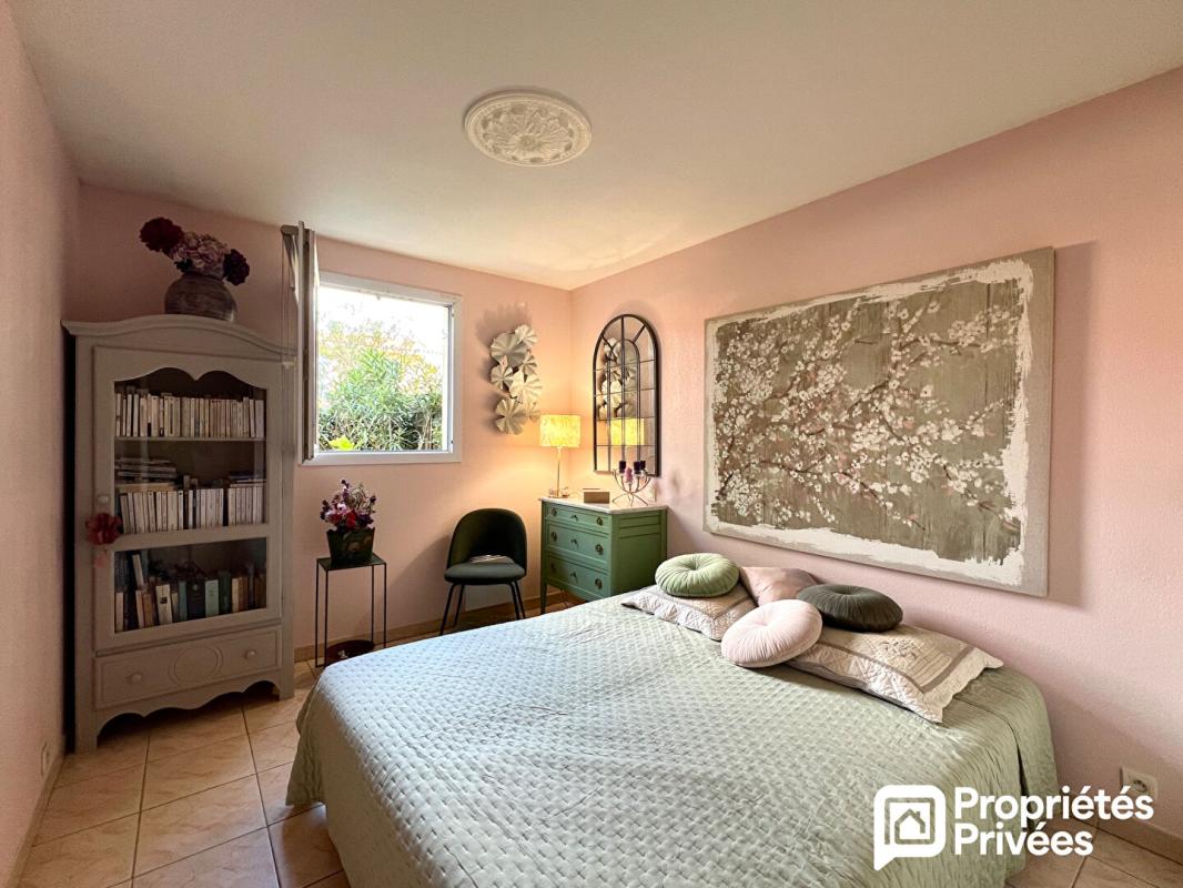 FREJUS Appartement 3 pièces avec jardin, résidence avec piscine, emplacement recherché 9