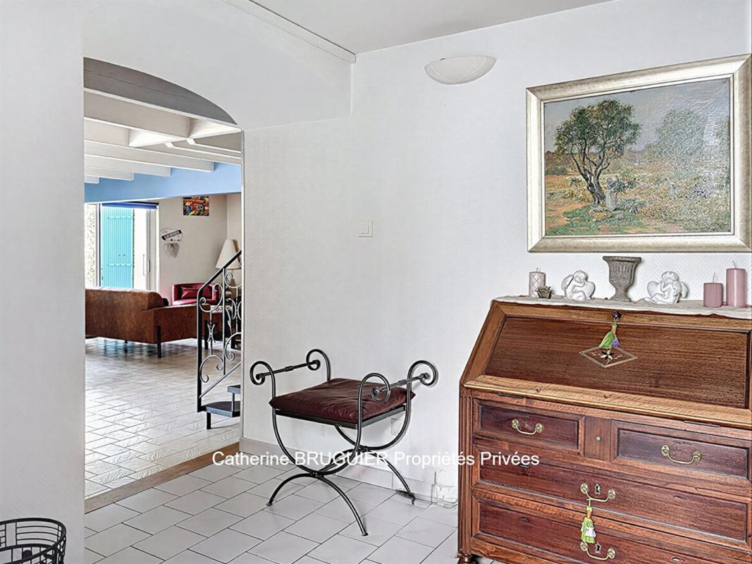 SAINT-JEAN-DE-LIVERSAY Maison en pierre - 210 m² - 5 chambres - Piscine -jardin clos- Coeur de village- Grand garage 6